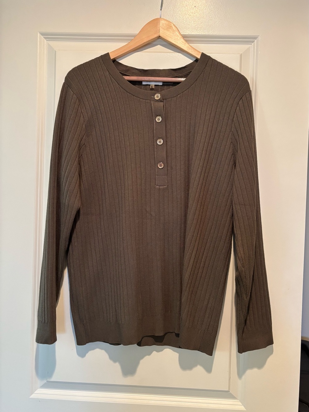 Woman’s Calvin Klein army green Ribbed Crewneck Sweater